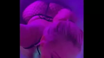play Two thick white sluts play with each other