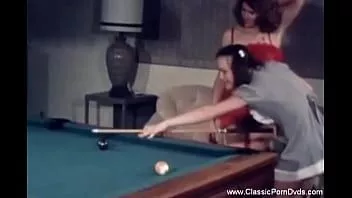 Reproducir Las estrellas porno de 1975 son una experiencia increíble para disfrutar