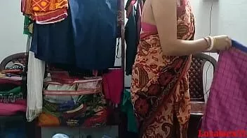 Afspelen Sonali seks met stiefbroer heel hard neuken in dorpskamer (officiële video door localsex31)
