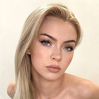 Pornstar Lis Evans