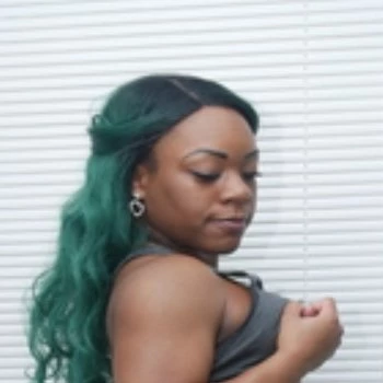 Actrita Twiggy Valentine