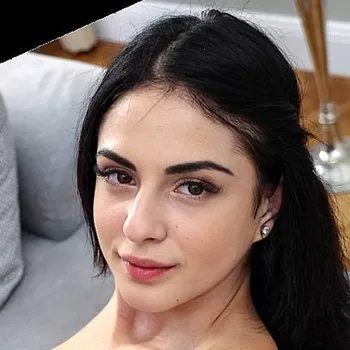 Bintang porno Mia Trejsi